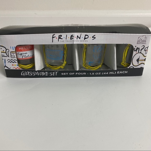 FRIENDS the TV Series shot glasses set of 4 - Picture 2 of 8